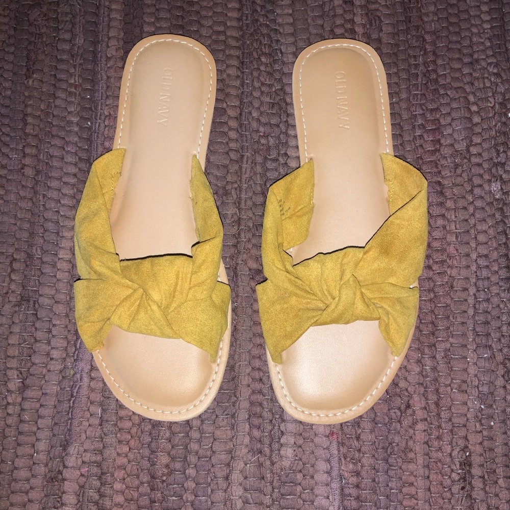 Old Navy Mustard Faux-Suede Knot Sandals